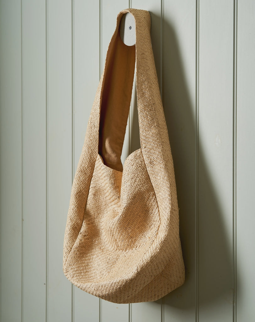 Buy Byron Bag / Natural by Robert Gordon - at White Doors & Co